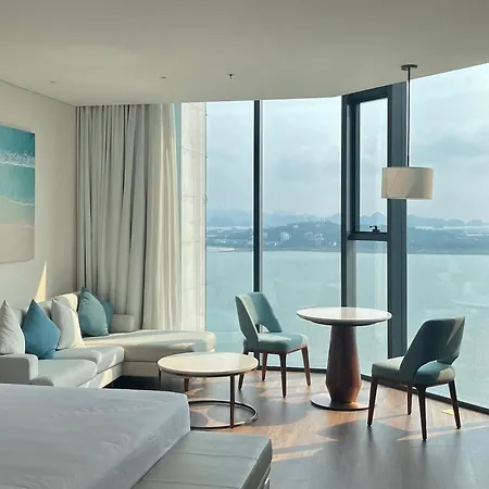 Luxury Apartment In A La Carte Ha Long Bay